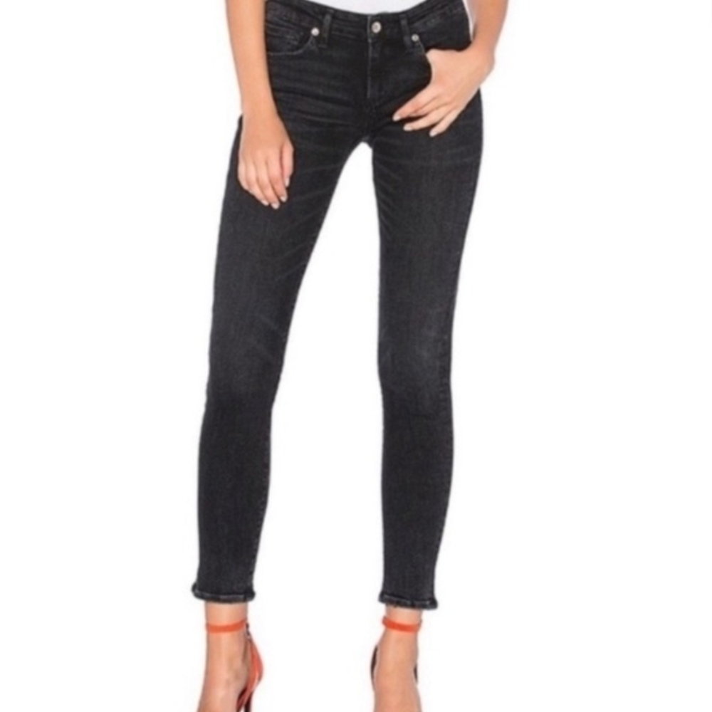 Agolde Lara Low Rise Crop Skinny in Highway 27